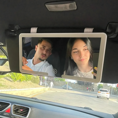 Espejo CarGlam LED - Ilumina tu rutina y retoca con precisión en cualquier momento.